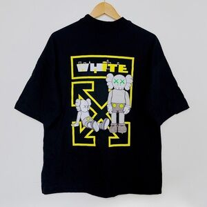 RARE Off-White Black Cotton Graphic T-Shirt